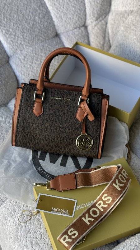 بني محروق اطار بني