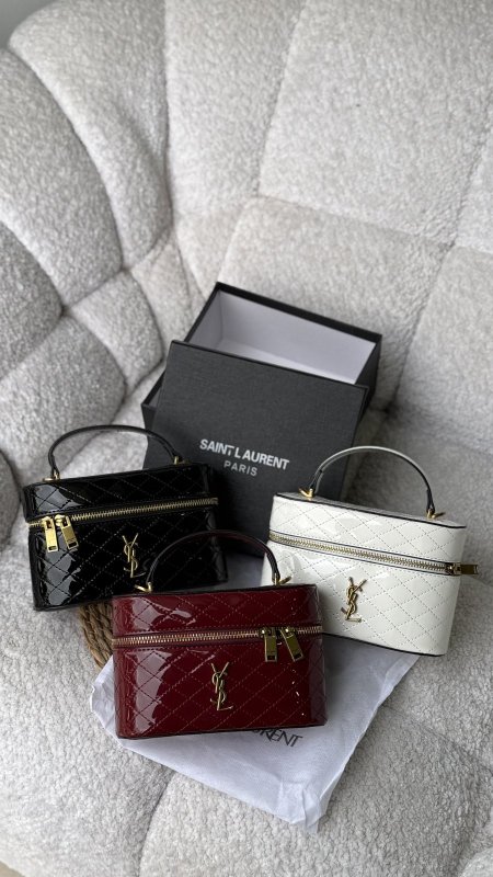 شنطة - Saint Laurent Gaby