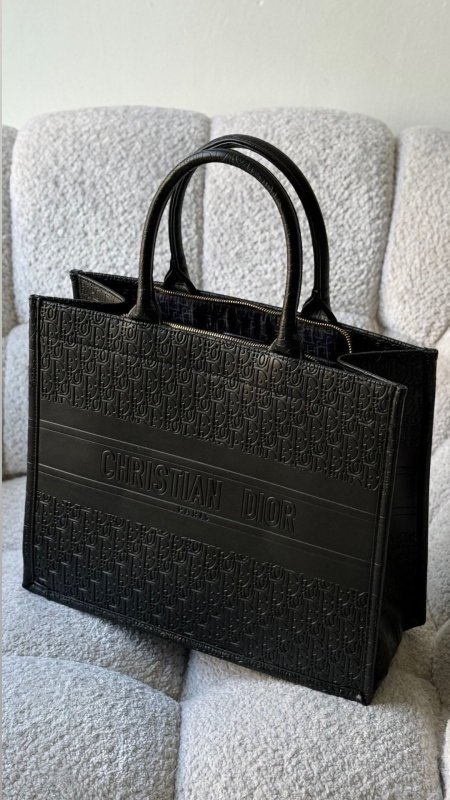 شنطة - DIOR / توت باج