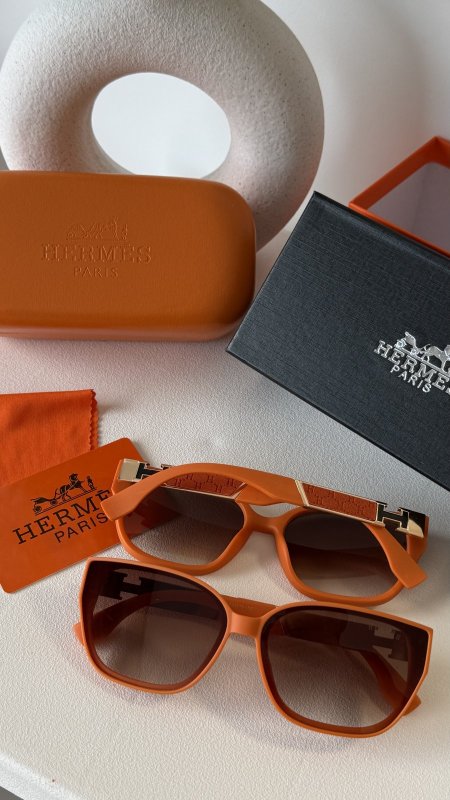 نظارة HERMES / شامل علبة مختومة
