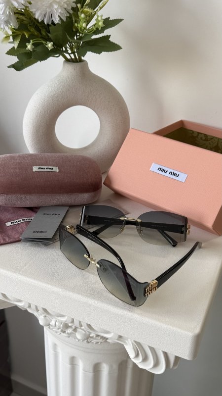 أخضر تركواز