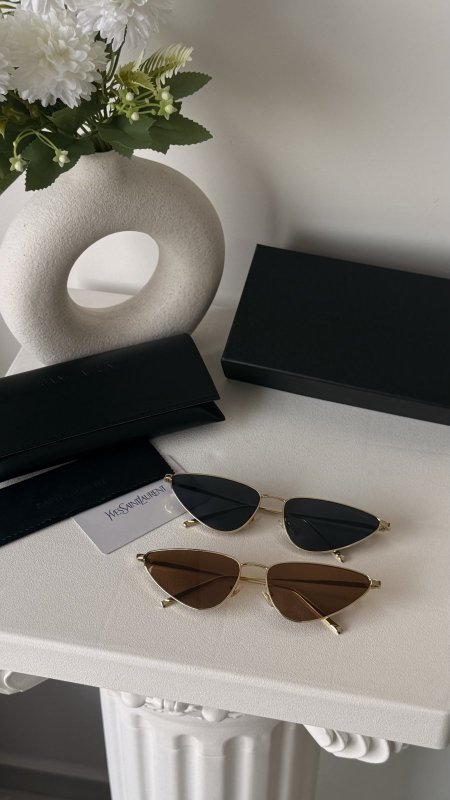 نظارة - Saint Laurent / شامل علبة