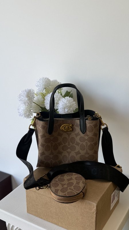 كاكي / ايد اسود