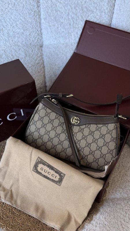 شنطة - Gucci Clasic / شامل علبة