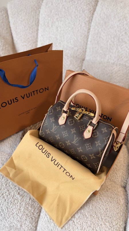 بني / بيج فاتح