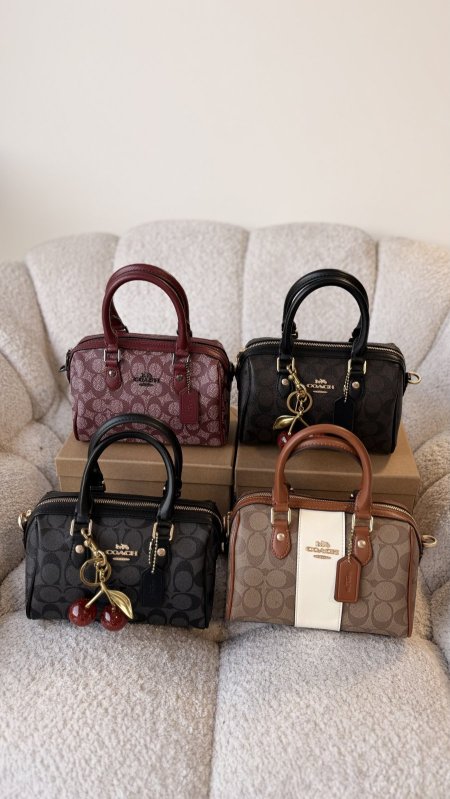 شنطة - Coach medium Rowan Crossbody / شامل علبة