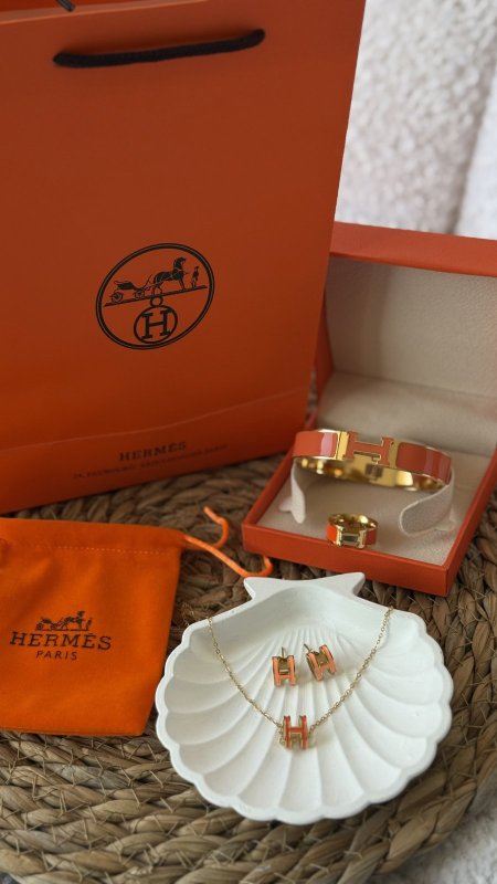بكج  HERMES / ٤ قطع