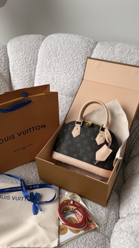 بني / بيج فاتح