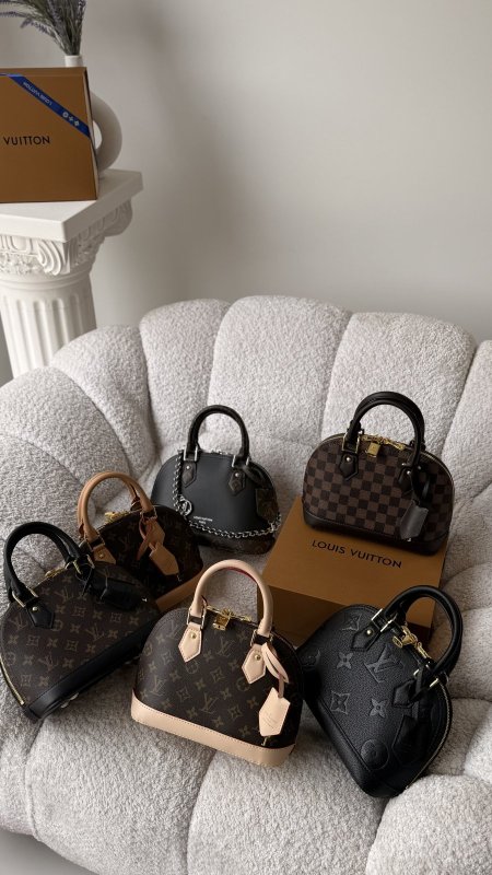 شنطة - شنطة - Louis Vuitton Alma/ شامل علبة