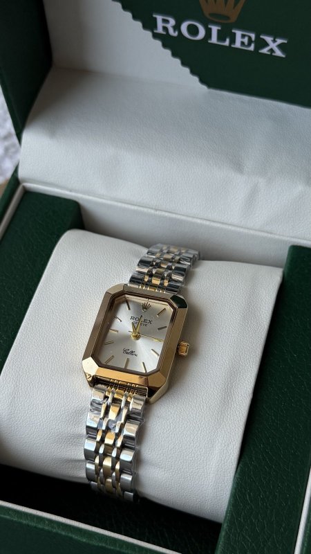 ساعة - Rolex مستطيل / شامل علبة وكيس