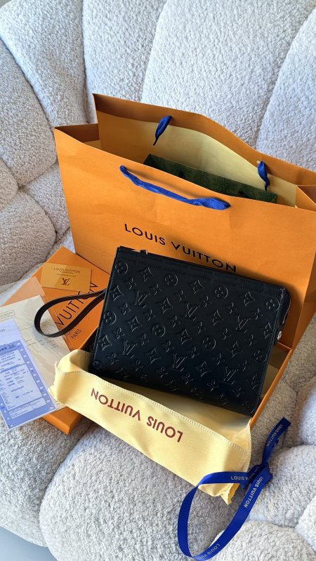 باوتش LV / شامل علبة