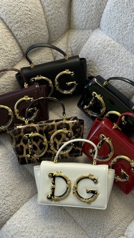 شنطة - DOLCE & GABBANA Mini Baroque-logo Top-handle Bag in Leather / شامل علبة