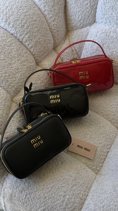شنطة - Miu Miu Arcadie patent leather / شامل علبة