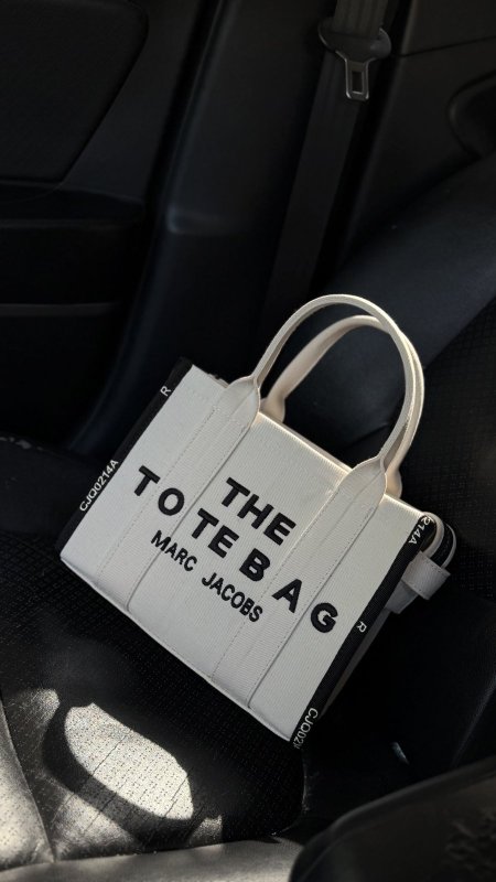 شنطة - Mini MARC JACOBS