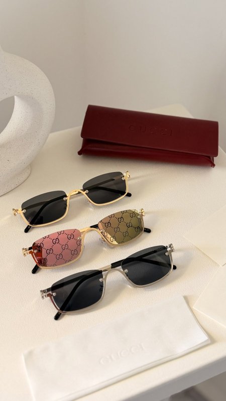 نظارة GUCCI / فل بكج علبة وكيس