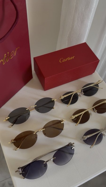نظارة CARTIER / فل بكج علبة وكيس