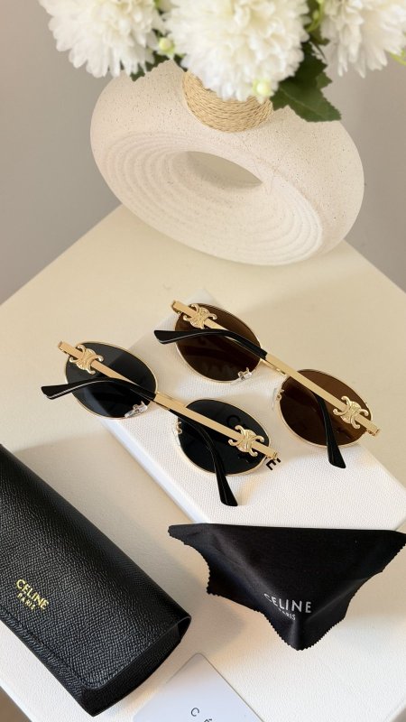 نظارة CELINE / فل بكج علبة وكيس