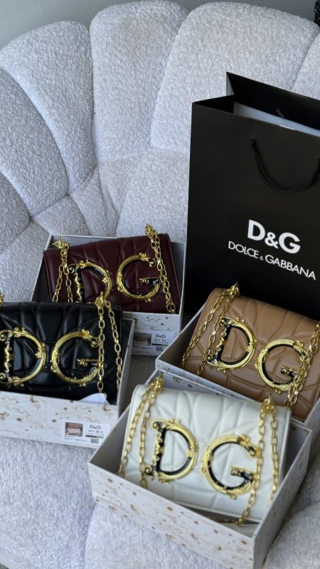 شنطة - Dolce & Gabbana DG Girls / شامل علبة