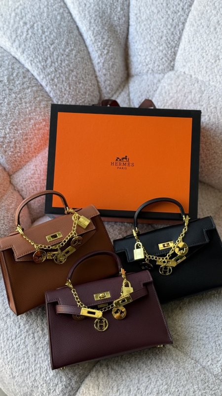 شنطة - Hermes mini kelly 20 / شامل علبة
