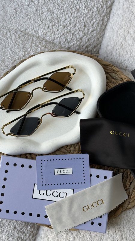 نظارة GUCCI / شامل علبة مختومة