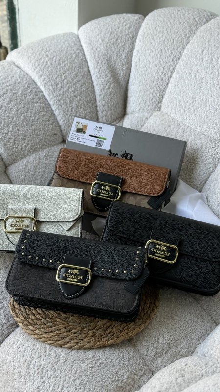شنطة - Coach Morgan shoulder bag / شامل علبة