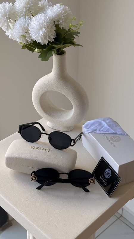 نظارة VERSACE / فل بكج علبة وكيس