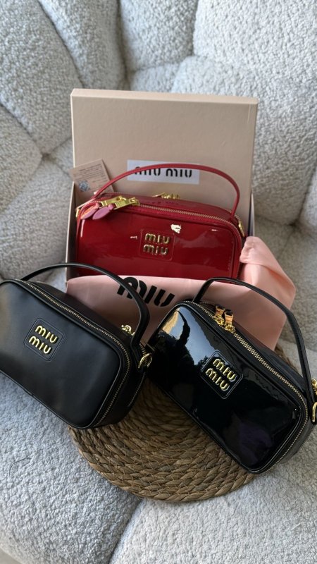 شنطة - Miu Miu Arcadie patent leather / شامل علبة