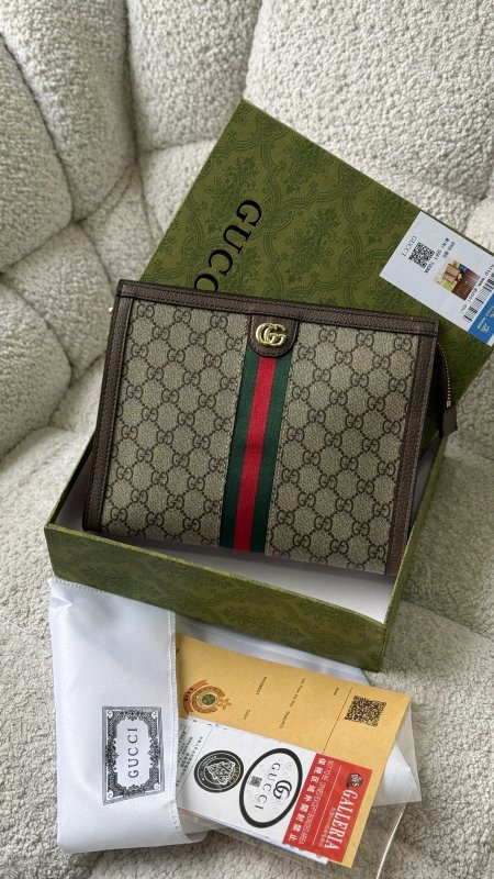 GUCCI - Ophidia pouch in GG Supreme canvas / شامل علبة