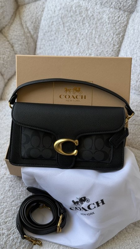 أسود / شعار أسود