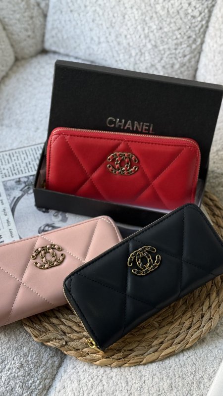 جزدان - CHANEL كبير / شامل علبة